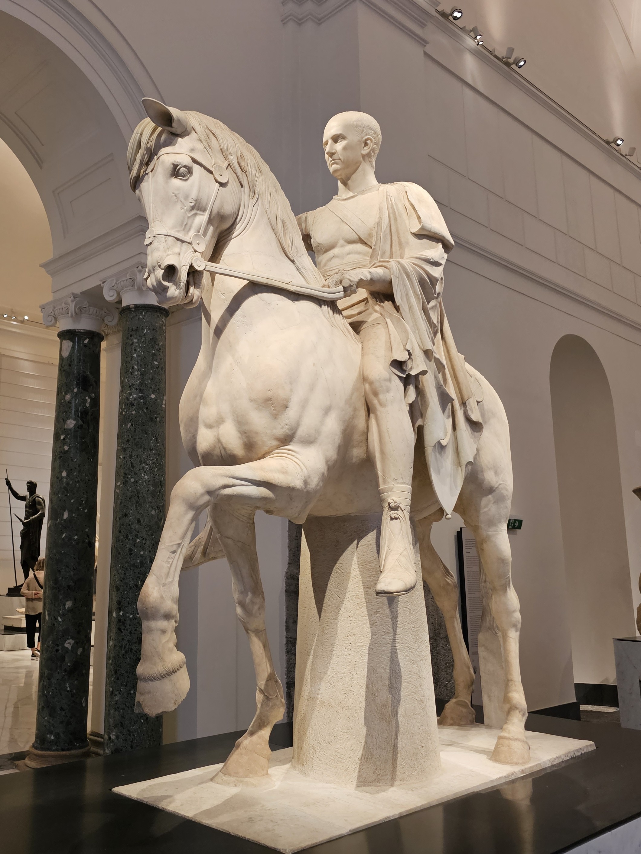 Arch_Museum